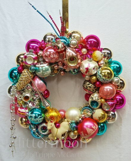 CHRISTMAS CONFECTION Wreath by Glittermoon Vintage Christmas