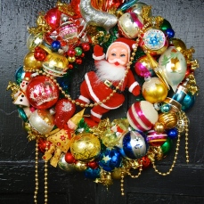 SANTA'S HAPPY DANCE Santa's doing a happy little jig among cheerful colors. 17" $195 ** SOLD **