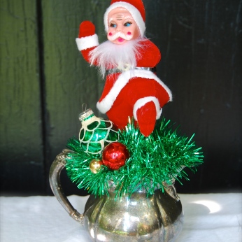DANCING SANTA MINI TOPE. Santa cuts a rug on top of an old silverplate sugar bowl. $24 SOLD